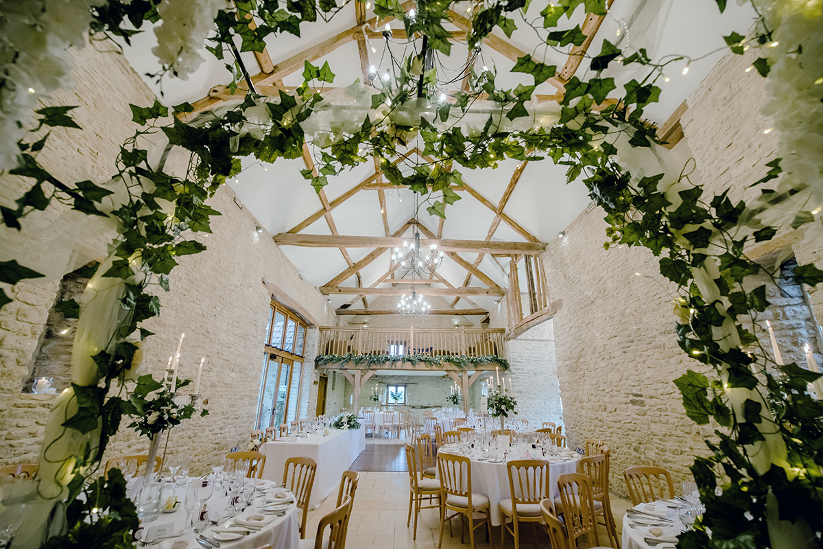 Kingscote Barn wedding venue